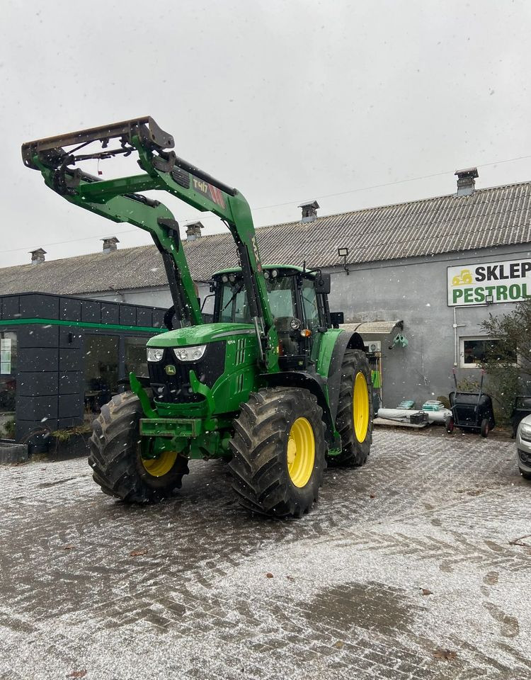 John Deere 6170M - Farm tractor: picture 3 John Deere 6170M - Farm tractor: picture 3
