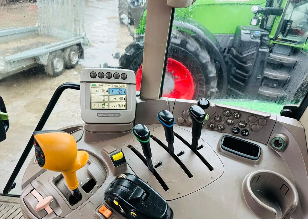 Farm tractor John Deere 6830 PREMIUM: picture 12