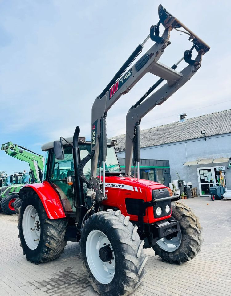 Massey Ferguson 5460 - Farm tractor: picture 3 Massey Ferguson 5460 - Farm tractor: picture 3