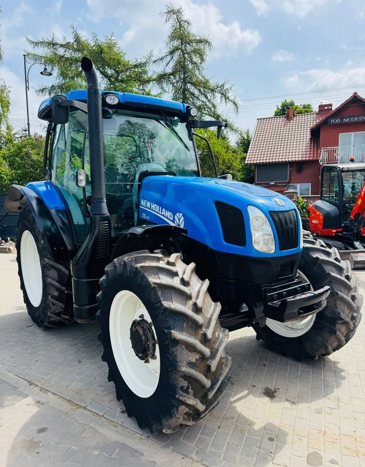 New Holland T6.175 - Farm tractor: picture 1 New Holland T6.175 - Farm tractor: picture 1