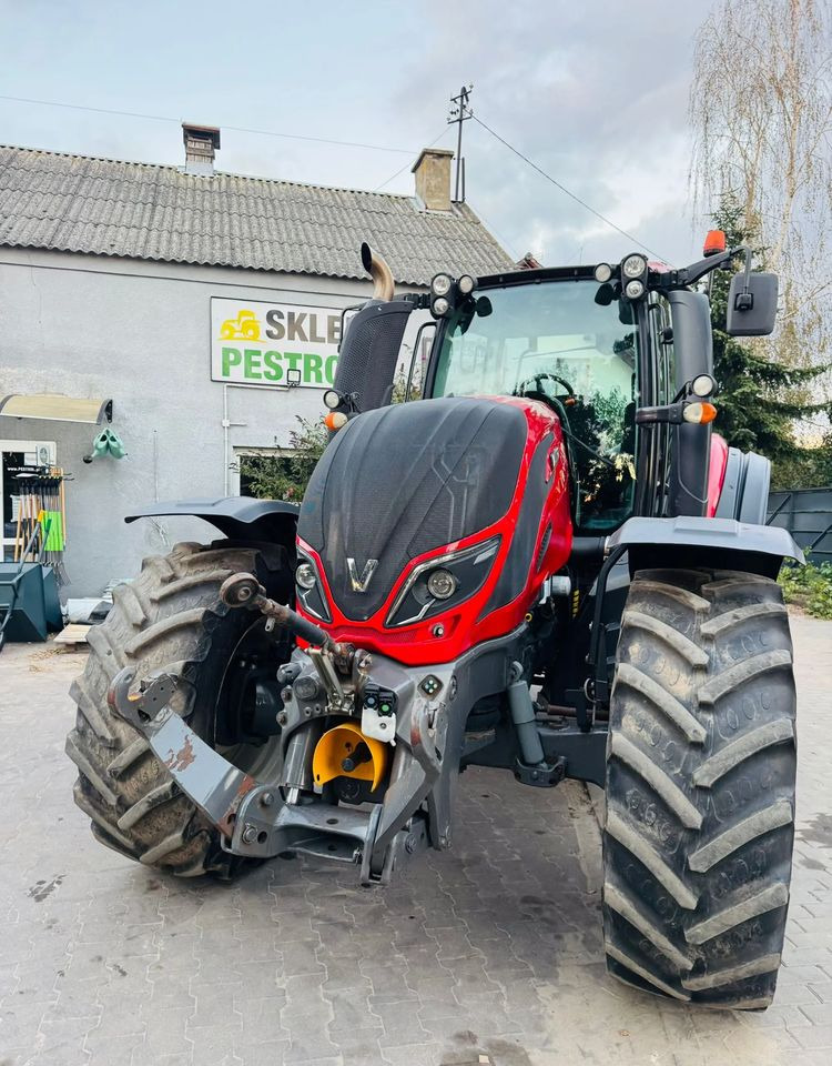 Farm tractor Valtra T214 ACTIVE: picture 6 Farm tractor Valtra T214 ACTIVE: picture 6