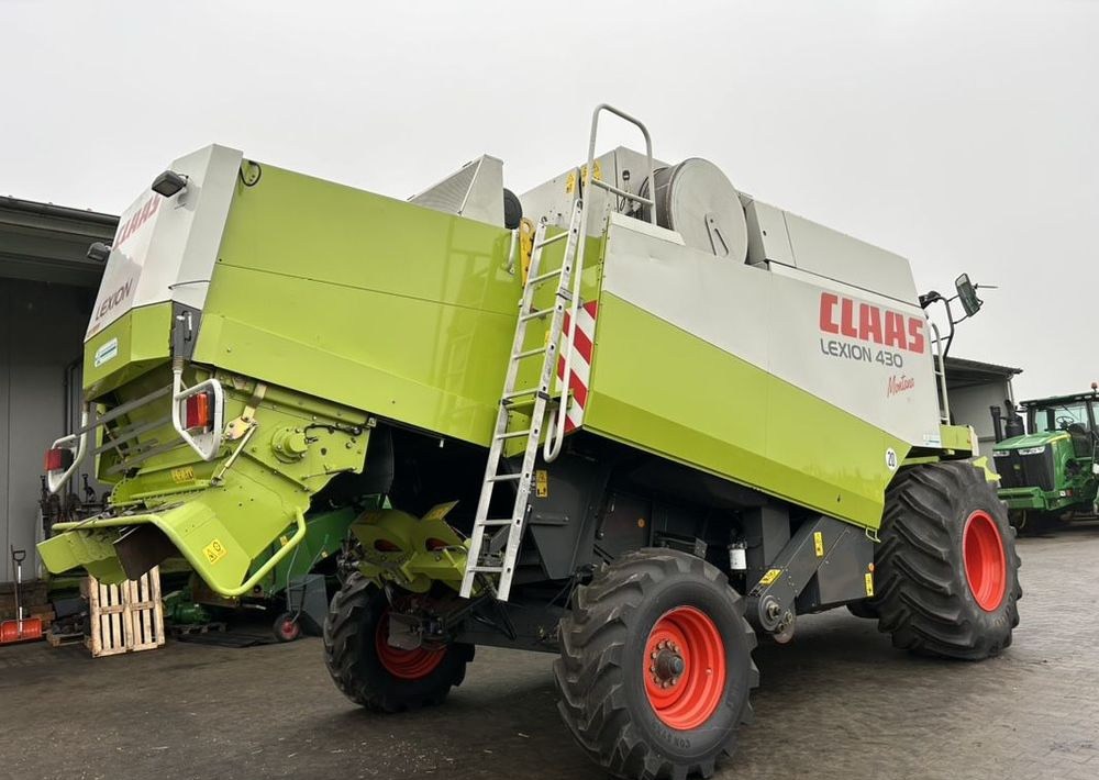 Claas Lexion 430 Montana - Combine harvester: picture 3 Claas Lexion 430 Montana - Combine harvester: picture 3