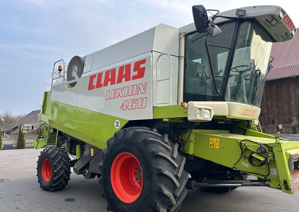 Claas Lexion 460 - Combine harvester: picture 1 Claas Lexion 460 - Combine harvester: picture 1