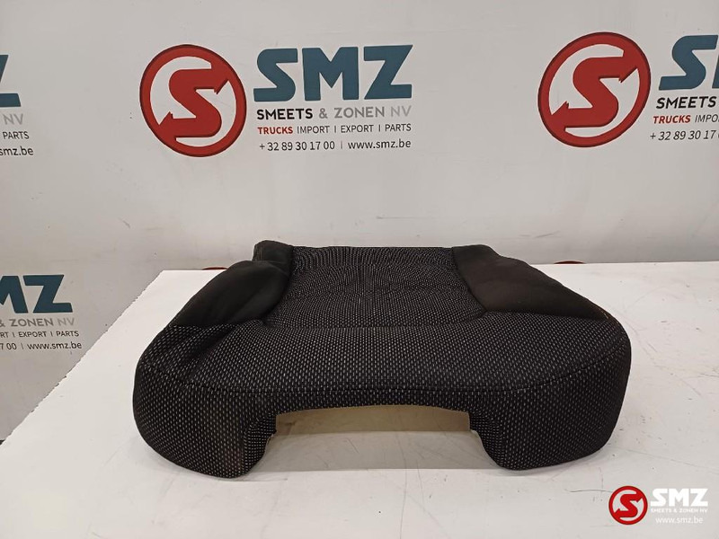 Caterpillar Cushionseat Caterpillar - Cab and interior for Truck: picture 2 Caterpillar Cushionseat Caterpillar - Cab and interior for Truck: picture 2