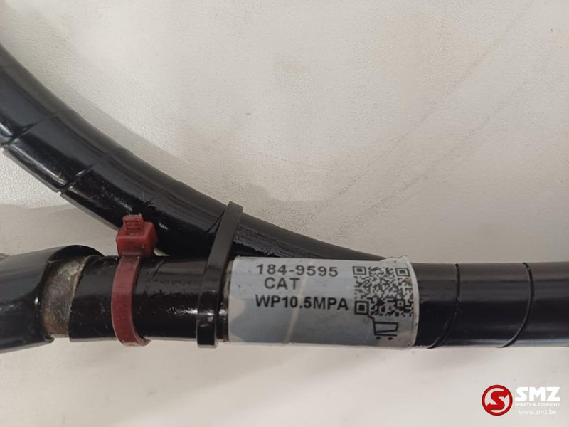 Caterpillar Hose Caterpillar - Hydraulics for Material handling equipment: picture 4 Caterpillar Hose Caterpillar - Hydraulics for Material handling equipment: picture 4