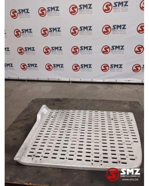 DAF Occ bordesplaat links DAF XF106 - Frame/ Chassis for Truck: picture 1 DAF Occ bordesplaat links DAF XF106 - Frame/ Chassis for Truck: picture 1