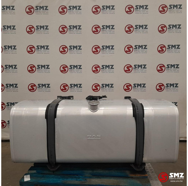 DAF Occ brandstoftank + steunen + brandstofniveausenso - Fuel tank for Truck: picture 1 DAF Occ brandstoftank + steunen + brandstofniveausenso - Fuel tank for Truck: picture 1