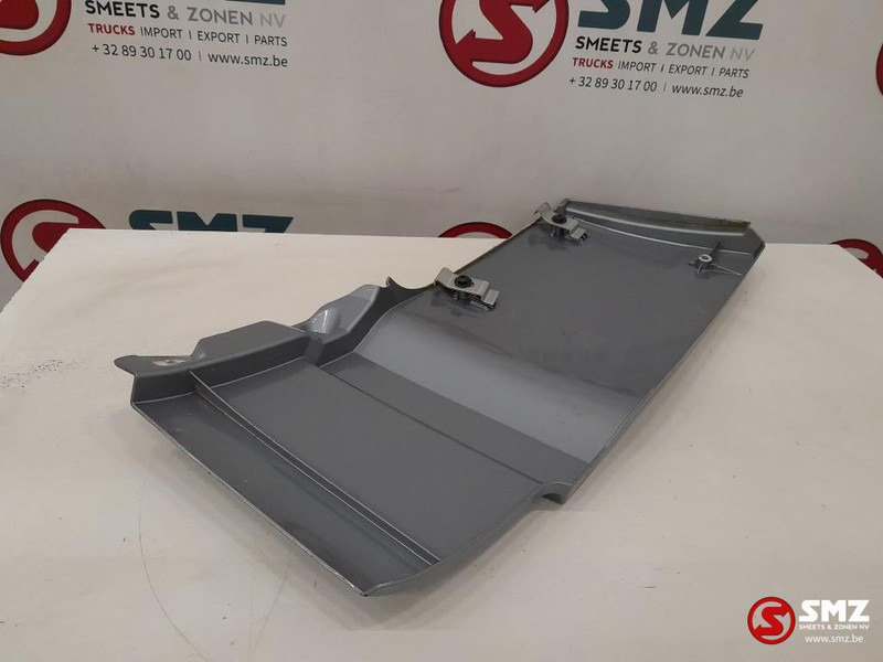 DAF Occ cabinezijspoiler linksboven DAF - Aerodynamics/ Spoiler for Truck: picture 5 DAF Occ cabinezijspoiler linksboven DAF - Aerodynamics/ Spoiler for Truck: picture 5