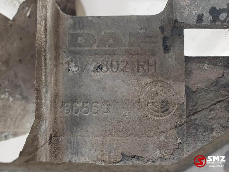 DAF Occ koplampsteun rechts DAF - Headlight for Truck: picture 4 DAF Occ koplampsteun rechts DAF - Headlight for Truck: picture 4
