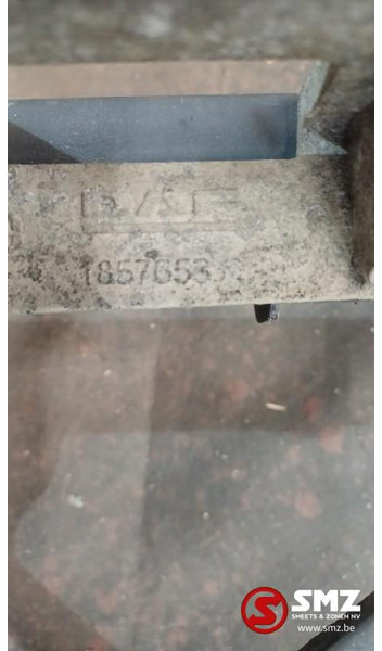 DAF Occ voordwarsligger + opstaptredes L/R DAF - Bumper for Truck: picture 4 DAF Occ voordwarsligger + opstaptredes L/R DAF - Bumper for Truck: picture 4