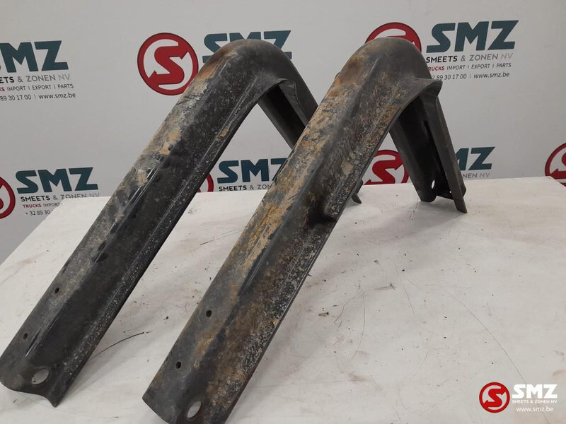 Iveco Occ set brandstoftanksteunen Iveco Stralis 4206812 - Fuel tank for Truck: picture 2 Iveco Occ set brandstoftanksteunen Iveco Stralis 4206812 - Fuel tank for Truck: picture 2