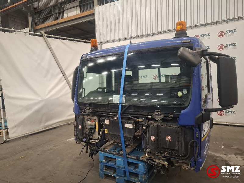 MAN Occ Cabine compleet MAN TGS RHD - Cab and interior for Truck: picture 4 MAN Occ Cabine compleet MAN TGS RHD - Cab and interior for Truck: picture 4