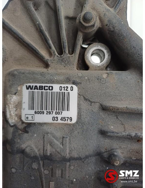 MAN Occ ECU versnellingsbakregeleenheid MAN - ECU for Truck: picture 5 MAN Occ ECU versnellingsbakregeleenheid MAN - ECU for Truck: picture 5