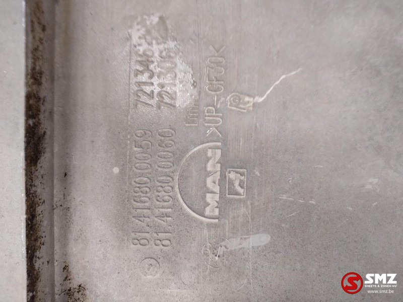 MAN Occ Side-skirt links MAN TGX 81416800060 - Frame/ Chassis for Truck: picture 3 MAN Occ Side-skirt links MAN TGX 81416800060 - Frame/ Chassis for Truck: picture 3