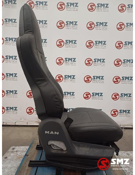 MAN Occ bijrijdersstoel MAN - Cab and interior for Truck: picture 3 MAN Occ bijrijdersstoel MAN - Cab and interior for Truck: picture 3