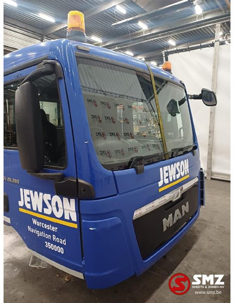 MAN Occ cabine RHD MAN TGS - Cab and interior for Truck: picture 2 MAN Occ cabine RHD MAN TGS - Cab and interior for Truck: picture 2