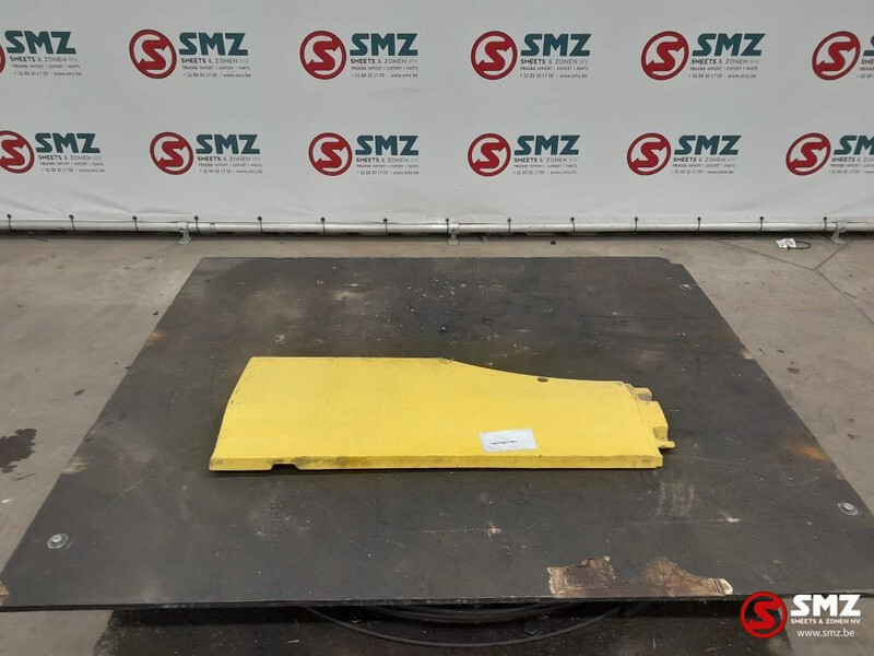 MAN Occ cabineverlenging links MAN - Cab and interior for Truck: picture 1 MAN Occ cabineverlenging links MAN - Cab and interior for Truck: picture 1