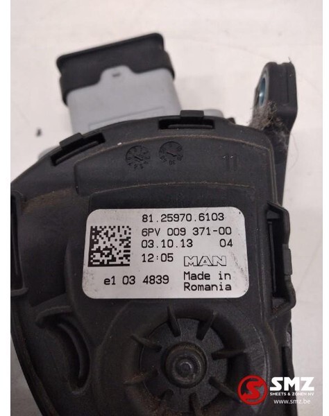MAN Occ gaspedaal + sensor MAN 81259706103 - Pedal for Truck: picture 3 MAN Occ gaspedaal + sensor MAN 81259706103 - Pedal for Truck: picture 3