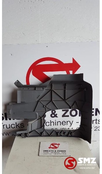 Mercedes-Benz Occ Bumperhoek rechts Mercedes Axor 1840 - Bumper corner for Truck: picture 2 Mercedes-Benz Occ Bumperhoek rechts Mercedes Axor 1840 - Bumper corner for Truck: picture 2