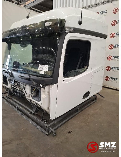 Mercedes-Benz Occ Cabine Actros MP5 Mercedes - Cab and interior for Truck: picture 1 Mercedes-Benz Occ Cabine Actros MP5 Mercedes - Cab and interior for Truck: picture 1