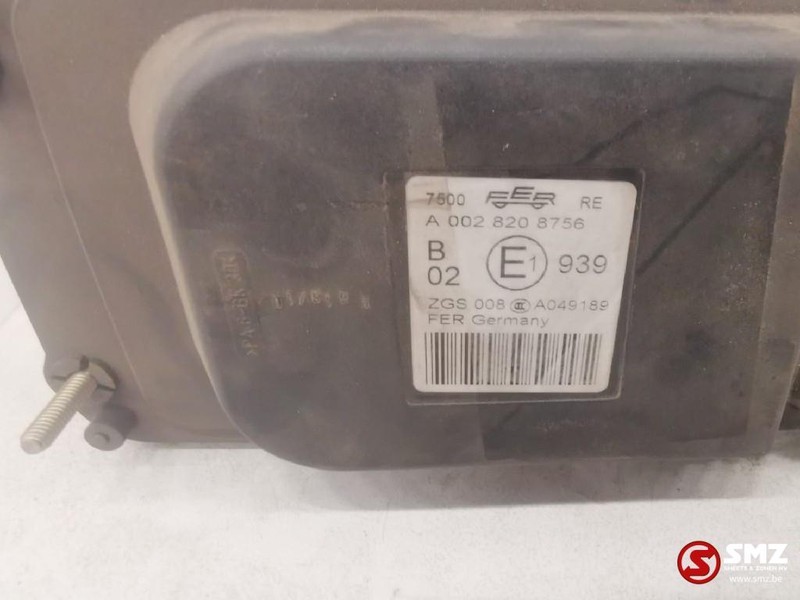 Mercedes-Benz Occ Mistlicht rechts Actros MP1 - Fog light for Truck: picture 2 Mercedes-Benz Occ Mistlicht rechts Actros MP1 - Fog light for Truck: picture 2