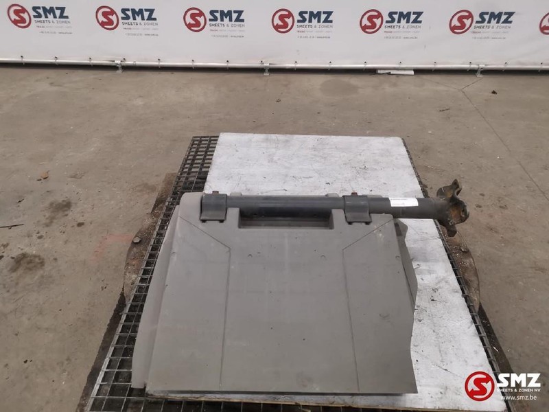 Mercedes-Benz Occ Spatbord met steun Actros MP2/MP3 - Fender for Truck: picture 1 Mercedes-Benz Occ Spatbord met steun Actros MP2/MP3 - Fender for Truck: picture 1