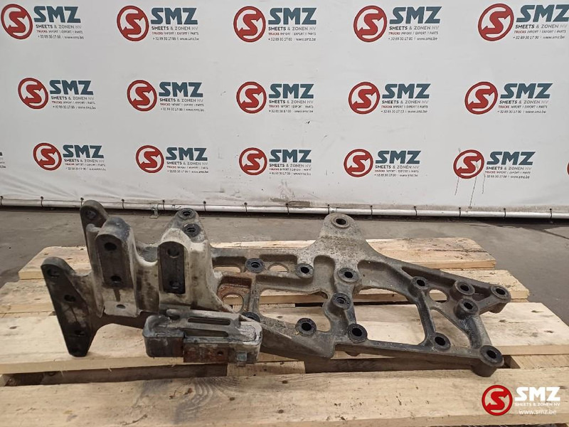 Mercedes-Benz Occ bladveerbeugel rechts Mercedes - Frame/ Chassis for Truck: picture 1 Mercedes-Benz Occ bladveerbeugel rechts Mercedes - Frame/ Chassis for Truck: picture 1