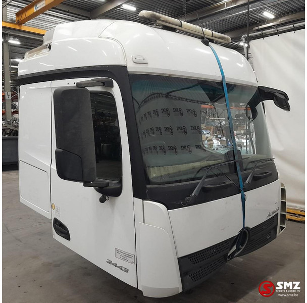 Mercedes-Benz Occ cabine RHD Mercedes - Cab and interior for Truck: picture 3 Mercedes-Benz Occ cabine RHD Mercedes - Cab and interior for Truck: picture 3