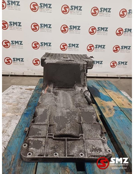 Mercedes-Benz Occ carterpan OM906 Mercedes - Crankcase for Truck: picture 4 Mercedes-Benz Occ carterpan OM906 Mercedes - Crankcase for Truck: picture 4