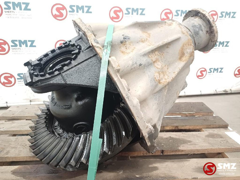 Mercedes-Benz Occ differentiëel R440-13,0 / C22,5 i=4,3 Mercedes - Differential gear for Truck: picture 2 Mercedes-Benz Occ differentiëel R440-13,0 / C22,5 i=4,3 Mercedes - Differential gear for Truck: picture 2