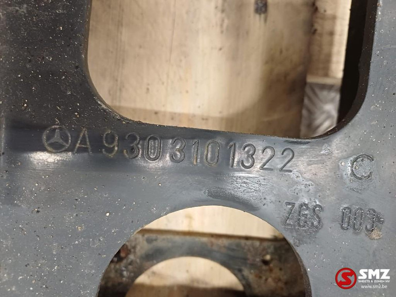 Mercedes-Benz Occ dwarsbalk voorframe Mercedes - Frame/ Chassis for Truck: picture 5 Mercedes-Benz Occ dwarsbalk voorframe Mercedes - Frame/ Chassis for Truck: picture 5