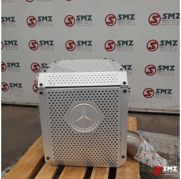 Mercedes-Benz Occ katalysator Euro 4 Mercedes - Catalytic converter for Truck: picture 1 Mercedes-Benz Occ katalysator Euro 4 Mercedes - Catalytic converter for Truck: picture 1