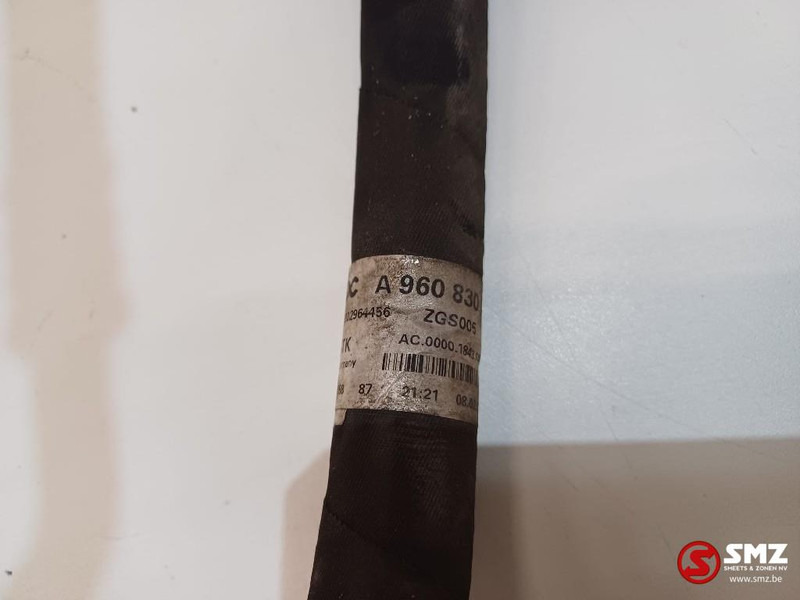 Mercedes-Benz Occ koelleiding airco Mercedes - Cooling system for Truck: picture 4 Mercedes-Benz Occ koelleiding airco Mercedes - Cooling system for Truck: picture 4