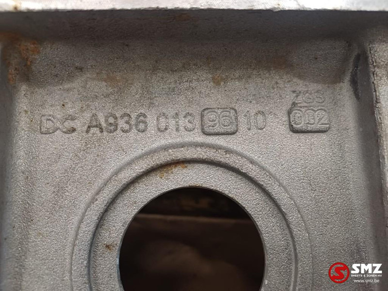Mercedes-Benz Occ vliegwielhuis OM936 Mercedes - Engine and parts for Truck: picture 3 Mercedes-Benz Occ vliegwielhuis OM936 Mercedes - Engine and parts for Truck: picture 3