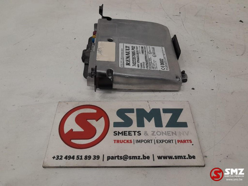 Renault Occ ECU Telematic Gateway regeleenheid Renault - ECU for Truck: picture 3 Renault Occ ECU Telematic Gateway regeleenheid Renault - ECU for Truck: picture 3