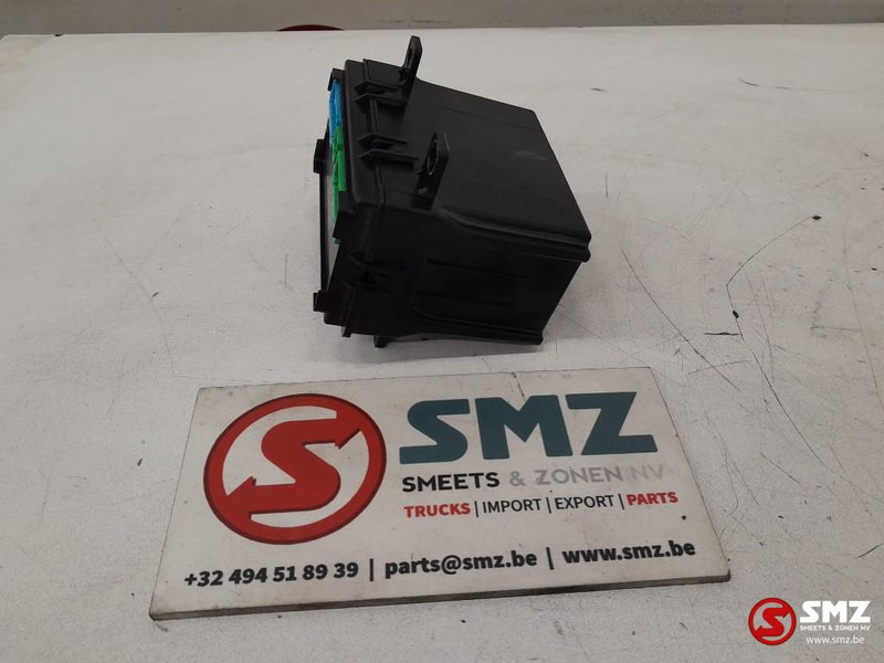 Renault Occ ECU VECU regeleenheid Renault - ECU for Truck: picture 4 Renault Occ ECU VECU regeleenheid Renault - ECU for Truck: picture 4