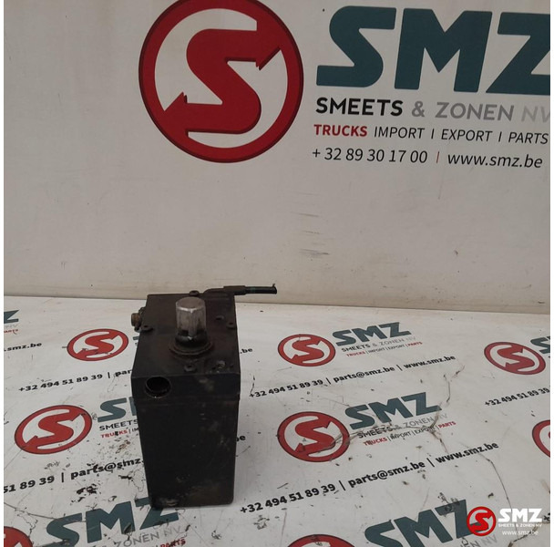 Renault Occ cabinekantelpomp Renault - Frame/ Chassis for Truck: picture 2 Renault Occ cabinekantelpomp Renault - Frame/ Chassis for Truck: picture 2