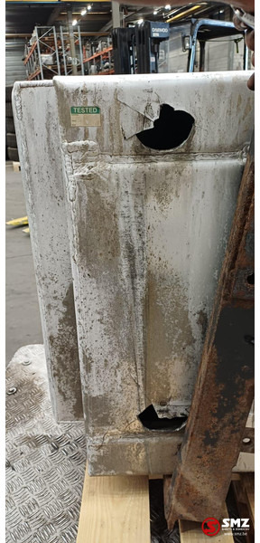 Hydraulic tank for Truck Renault Occ hydraulische tank 250L + materiaalkast Renault: picture 6
