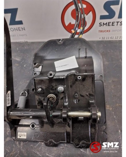 Renault Occ rempedaal renault t 7482436478 - Pedal for Truck: picture 2 Renault Occ rempedaal renault t 7482436478 - Pedal for Truck: picture 2