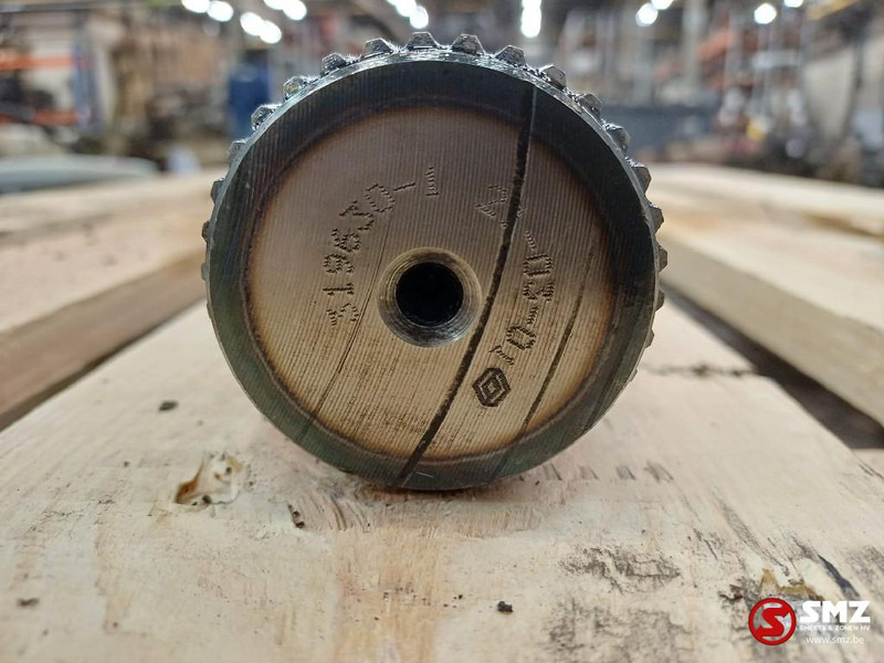 Renault Occ steekas zonder sper Renault - Frame/ Chassis for Truck: picture 4 Renault Occ steekas zonder sper Renault - Frame/ Chassis for Truck: picture 4