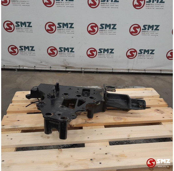 Renault Occ voorbumperbeugel links Renault - Frame/ Chassis for Truck: picture 2 Renault Occ voorbumperbeugel links Renault - Frame/ Chassis for Truck: picture 2