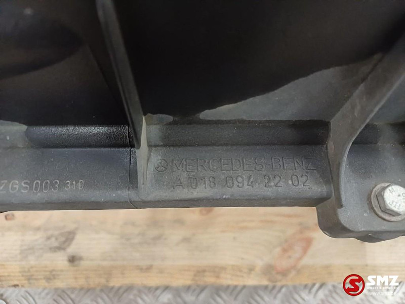 Mercedes-Benz Occ luchtfilterhuis Mercedes - Spare parts for Truck: picture 5 Mercedes-Benz Occ luchtfilterhuis Mercedes - Spare parts for Truck: picture 5