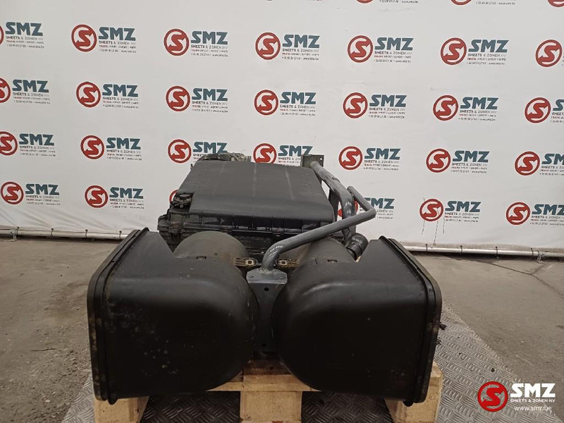 Mercedes-Benz Occ luchtfilterhuis Mercedes - Spare parts for Truck: picture 3 Mercedes-Benz Occ luchtfilterhuis Mercedes - Spare parts for Truck: picture 3