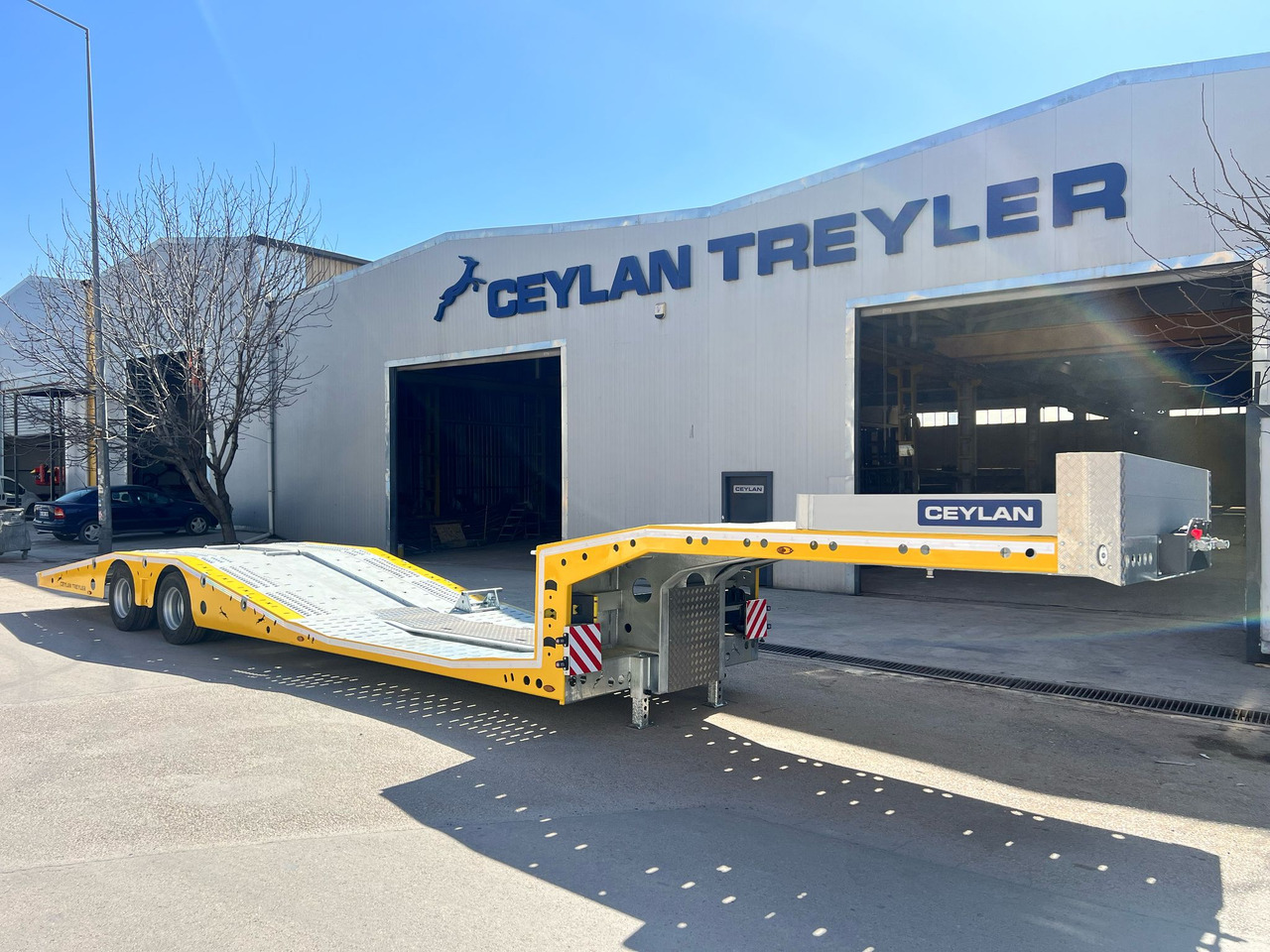 CEYLAN 2 AXLE TRUCK CARRIER - Semi-trailer: picture 4 CEYLAN 2 AXLE TRUCK CARRIER - Semi-trailer: picture 4