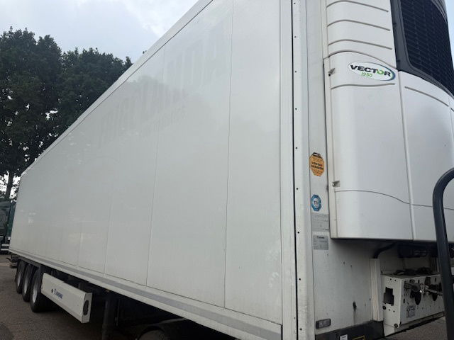 Krone Laadklep 270 hoog 2 Liftassen - Refrigerator semi-trailer: picture 3 Krone Laadklep 270 hoog 2 Liftassen - Refrigerator semi-trailer: picture 3