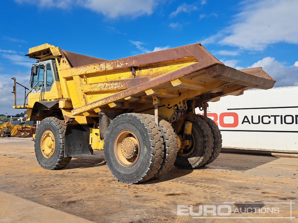 2004 Komatsu HD325-6 - Rigid dumper/ Rock truck: picture 3 2004 Komatsu HD325-6 - Rigid dumper/ Rock truck: picture 3