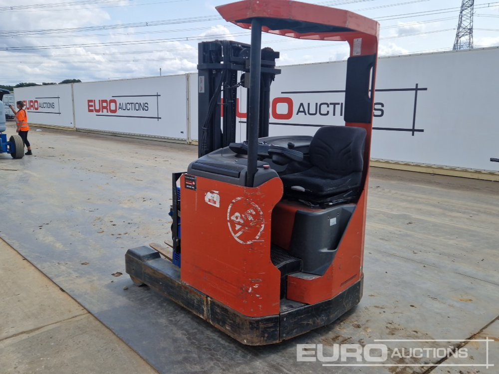 2005 BT RR B1 - Forklift: picture 3 2005 BT RR B1 - Forklift: picture 3