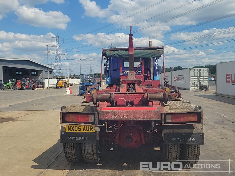 2005 Scania P380 - Hook lift truck: picture 4 2005 Scania P380 - Hook lift truck: picture 4