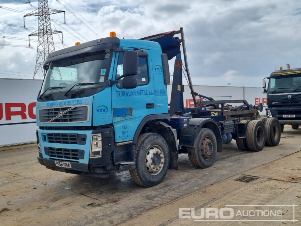 2006 Volvo FM380 - Hook lift truck: picture 1 2006 Volvo FM380 - Hook lift truck: picture 1