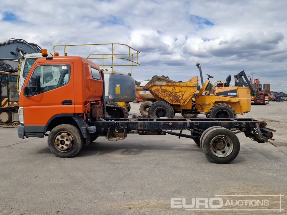 2007 Mitsubishi Fuso - Cab chassis truck: picture 2 2007 Mitsubishi Fuso - Cab chassis truck: picture 2